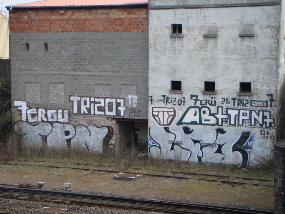 Graffiti Bombing - Photo by strasbourgraffiti - Tpn, 7, graffiti