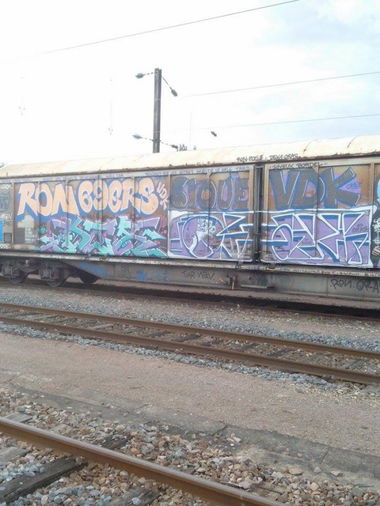 Graffiti Train in Mundolsheim - Photo by strasbourgraffiti - fret, strasbourg, train