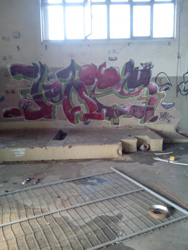 Graffiti Wall in Schiltigheim - Photo by strasbourgraffiti - jones, graffiti, wildstyle (2014)