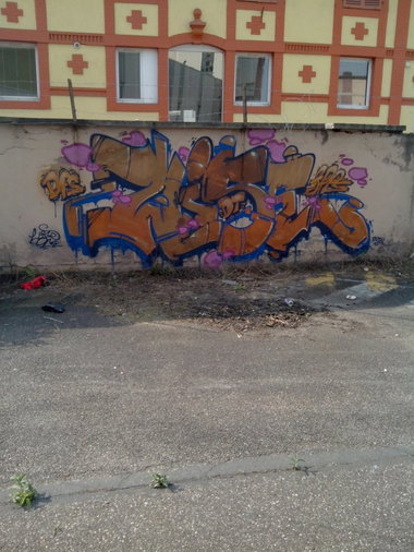 Graffiti Wall in Schiltigheim - Photo by strasbourgraffiti - wise, jpps, strasbourg (2014)