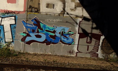 Graffiti Bombing - Photo by strasbourgraffiti - beg1, moaï, mma (2013)