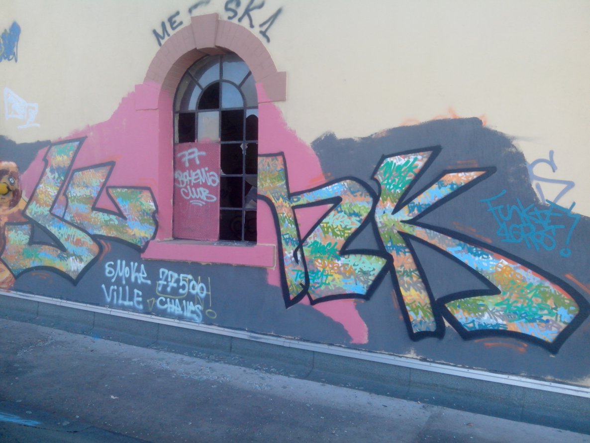 Graffiti Wall in Schiltigheim - Photo by strasbourgraffiti - Junk (2014)