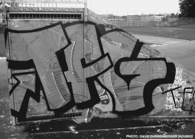 Graffiti Bombing in Strasbourg - Photo by strasbourgraffiti - tfg, crew