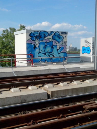 Graffiti Bombing in Strasbourg - Photo by strasbourgraffiti - mesk1, fp's, mma