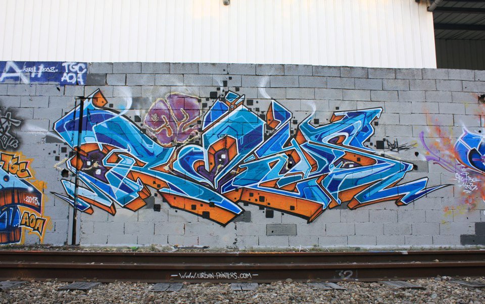 Graffiti Wall - Photo by strasbourgraffiti - roys32, vjs (2014)