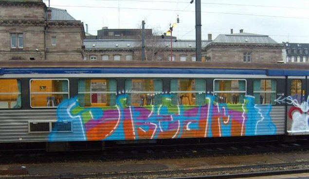 Graffiti Train - Photo by strasbourgraffiti - dream