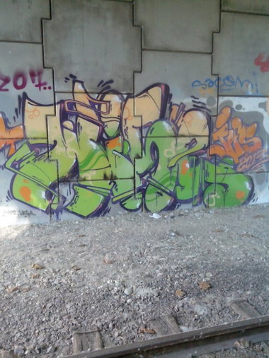 Graffiti Bombing - Photo by strasbourgraffiti - Wise, dfs, jpp's (2013)