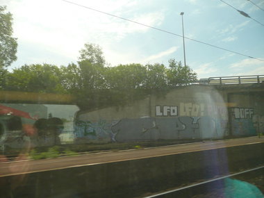 Graffiti Bombing - Photo by strasbourgraffiti - cpt, lfo, 7off