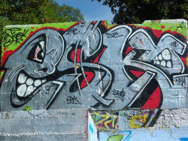 Graffiti Wall - Photo by strasbourgraffiti - esko, mma (2009)