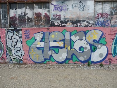 Graffiti Wall - Photo by strasbourgraffiti - helas, tfg