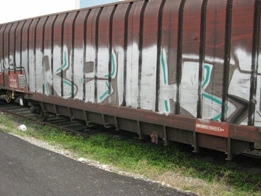 Graffiti Train - Photo by strasbourgraffiti - Rek, fret