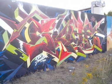 Graffiti Wall - Photo by strasbourgraffiti - Skule