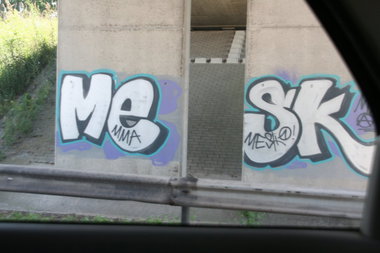 Graffiti Bombing - Photo by strasbourgraffiti - mesk1, mma