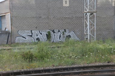 Graffiti Bombing in Metz - Photo by strasbourgraffiti
