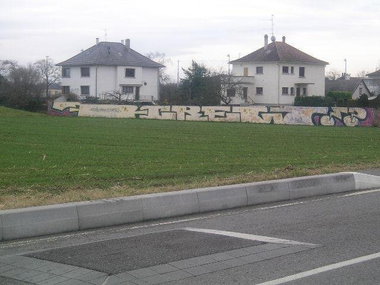 Graffiti Bombing - Photo by strasbourgraffiti