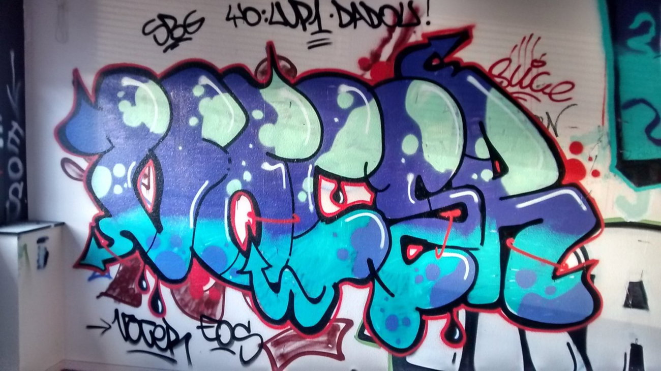 Graffiti Wall - Photo by strasbourgraffiti