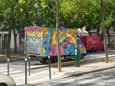 Graffiti Bombing - Photo by strasbourgraffiti