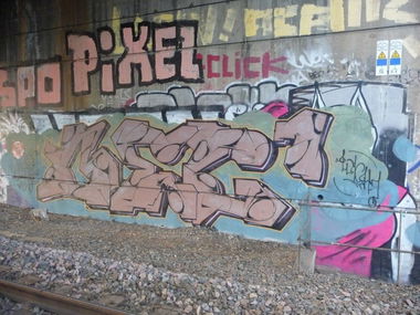 Graffiti Bombing - Photo by strasbourgraffiti