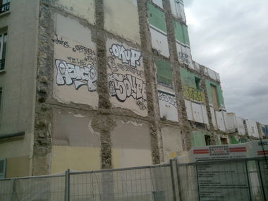 Graffiti Bombing - Photo by strasbourgraffiti