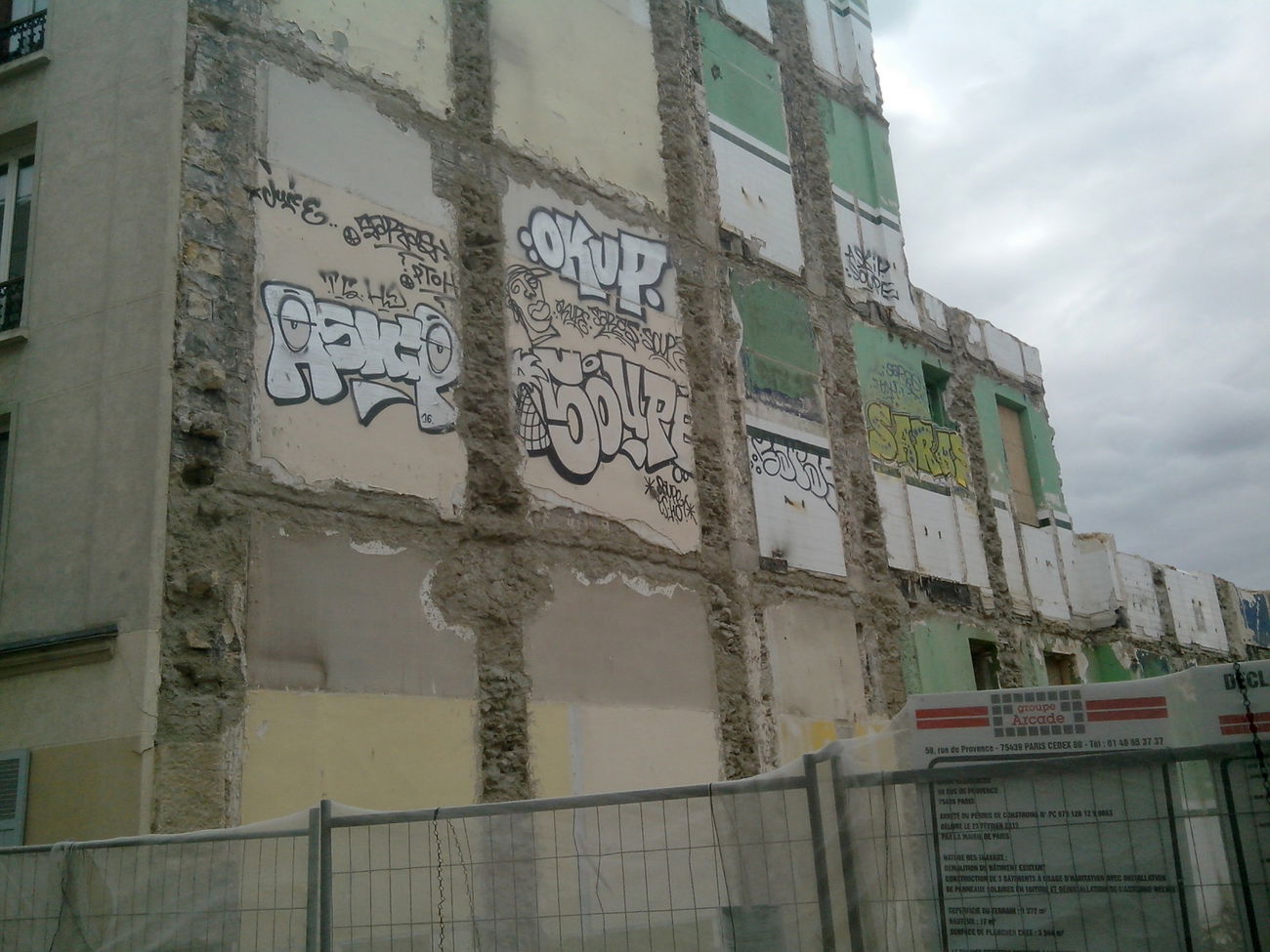 Graffiti Bombing - Photo by strasbourgraffiti