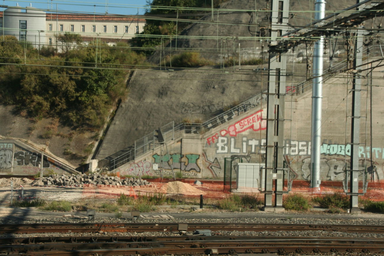 Graffiti Bombing - Photo by strasbourgraffiti