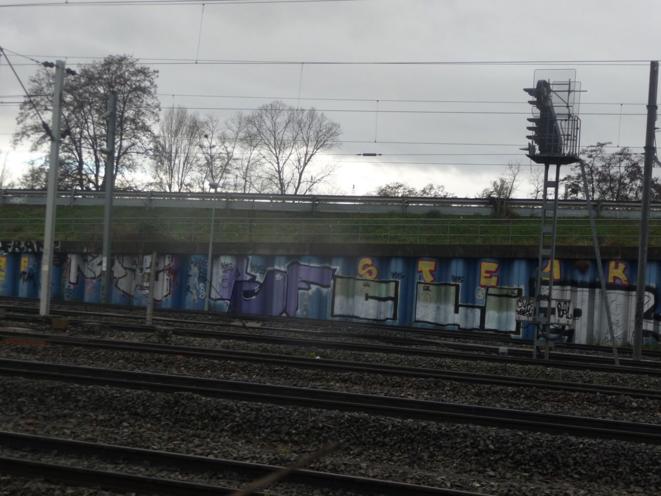 Graffiti Bombing - Photo by strasbourgraffiti