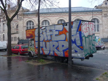 Graffiti Bombing - Photo by strasbourgraffiti
