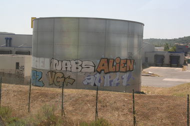 Graffiti Bombing - Photo by strasbourgraffiti