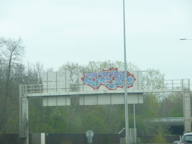 Graffiti Bombing - Photo by strasbourgraffiti