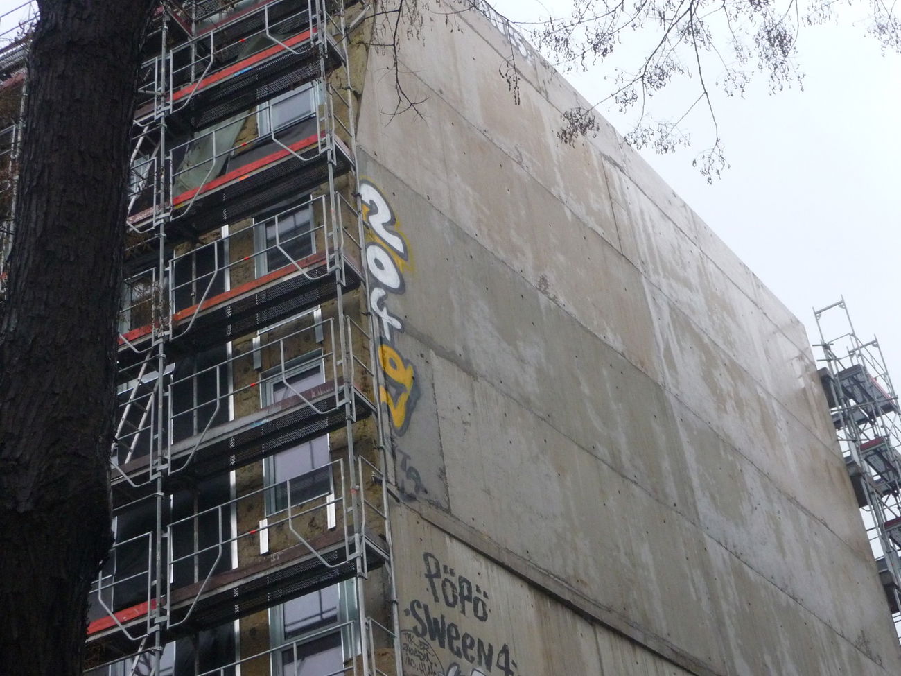 Graffiti Bombing - Photo by strasbourgraffiti