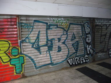 Graffiti Bombing - Photo by strasbourgraffiti