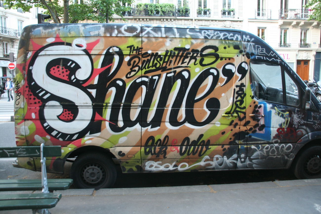 Graffiti Bombing - Photo by strasbourgraffiti