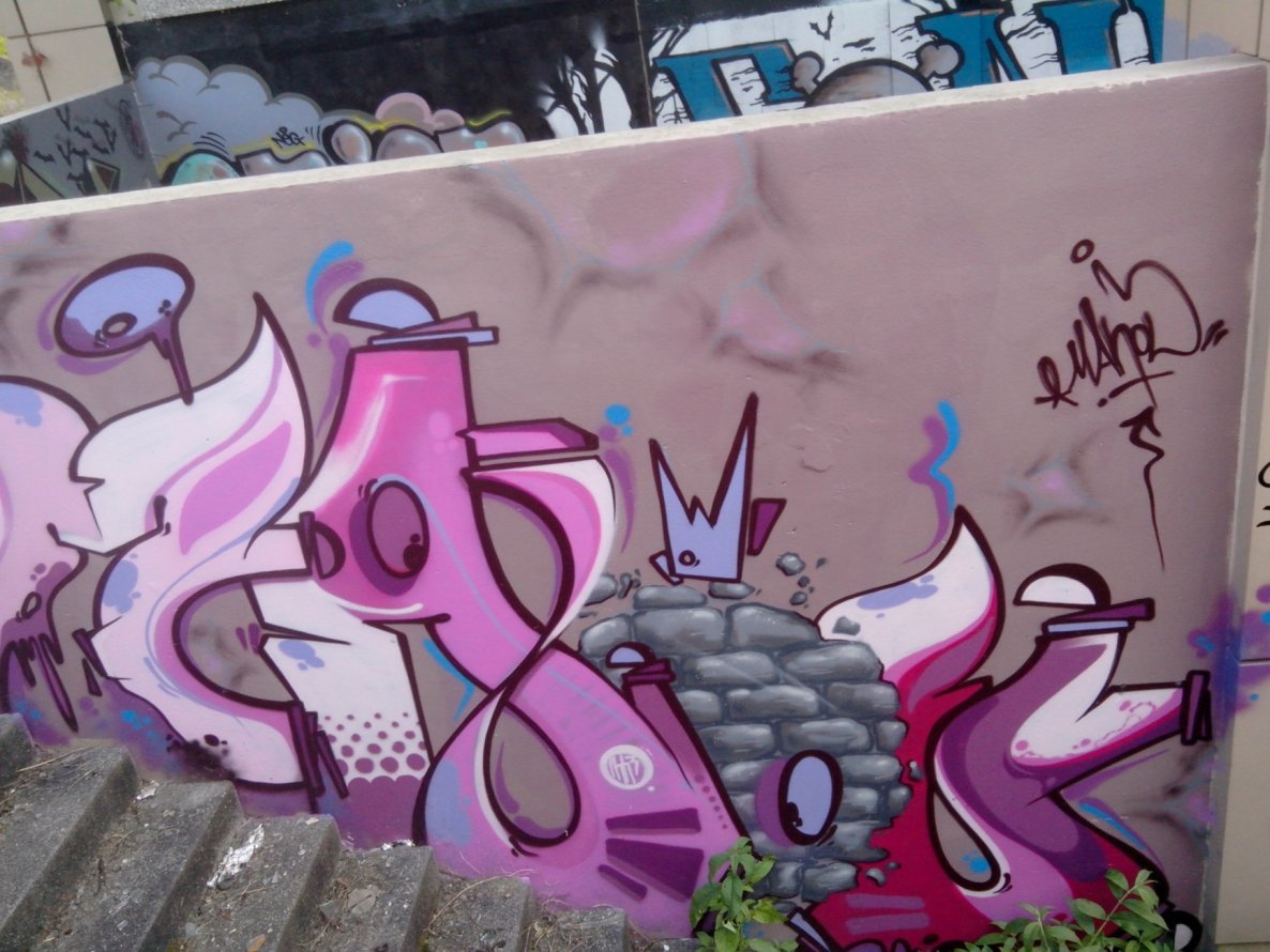 Graffiti Wall - Photo by strasbourgraffiti