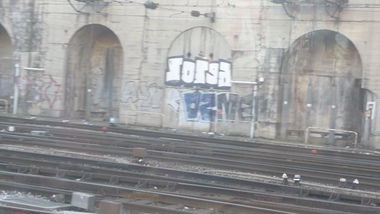 Graffiti Bombing - Photo by strasbourgraffiti