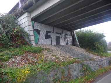 Graffiti Bombing - Photo by strasbourgraffiti