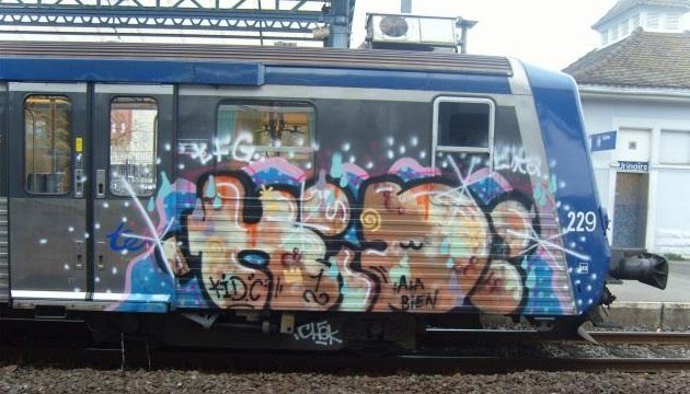 Graffiti Train - Photo by strasbourgraffiti