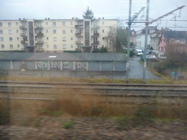 Graffiti Bombing - Photo by strasbourgraffiti