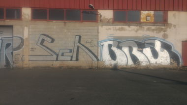 Graffiti Bombing - Photo by strasbourgraffiti