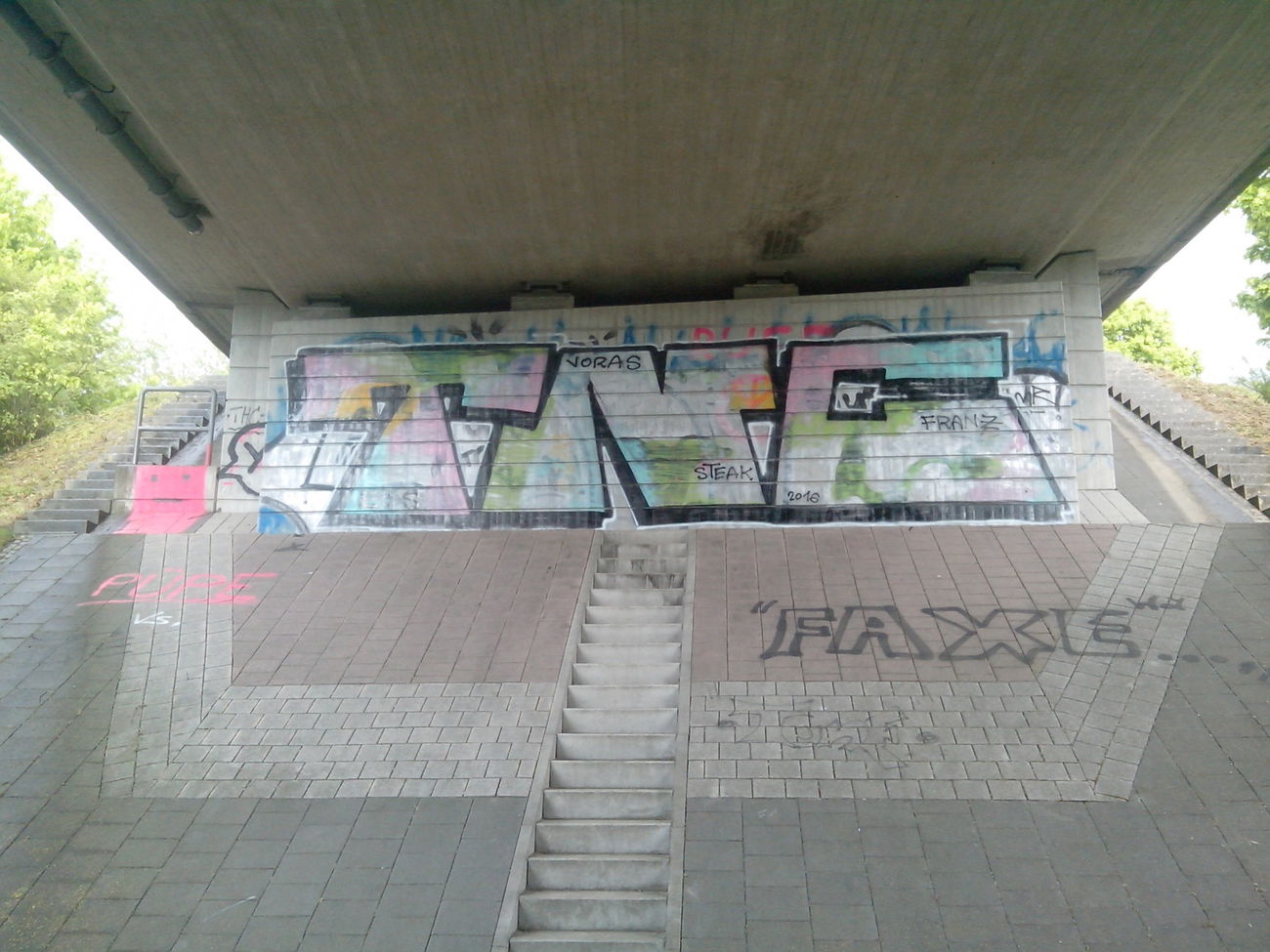 Graffiti Bombing in Allemagne - Photo by strasbourgraffiti