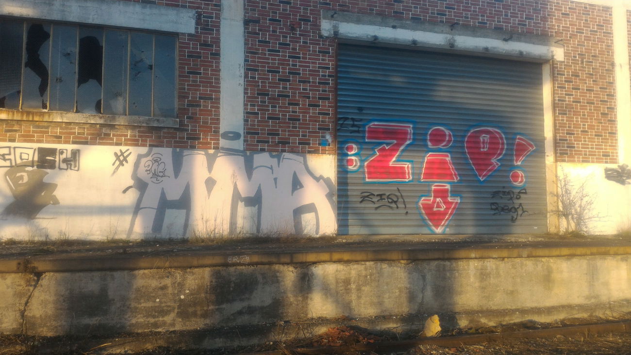 Graffiti Bombing - Photo by strasbourgraffiti