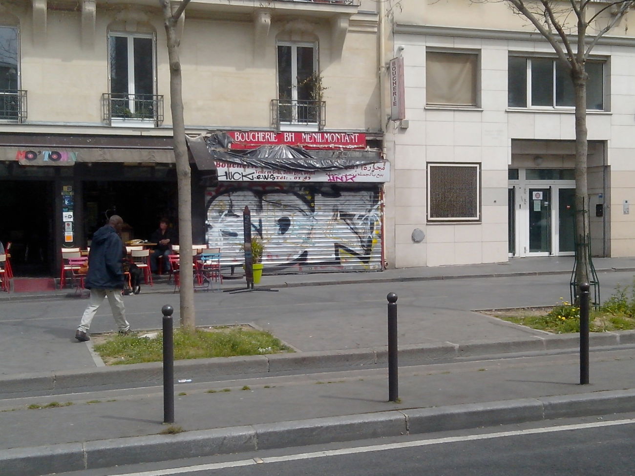 Graffiti Bombing - Photo by strasbourgraffiti