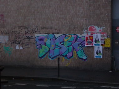 Graffiti Bombing - Photo by strasbourgraffiti