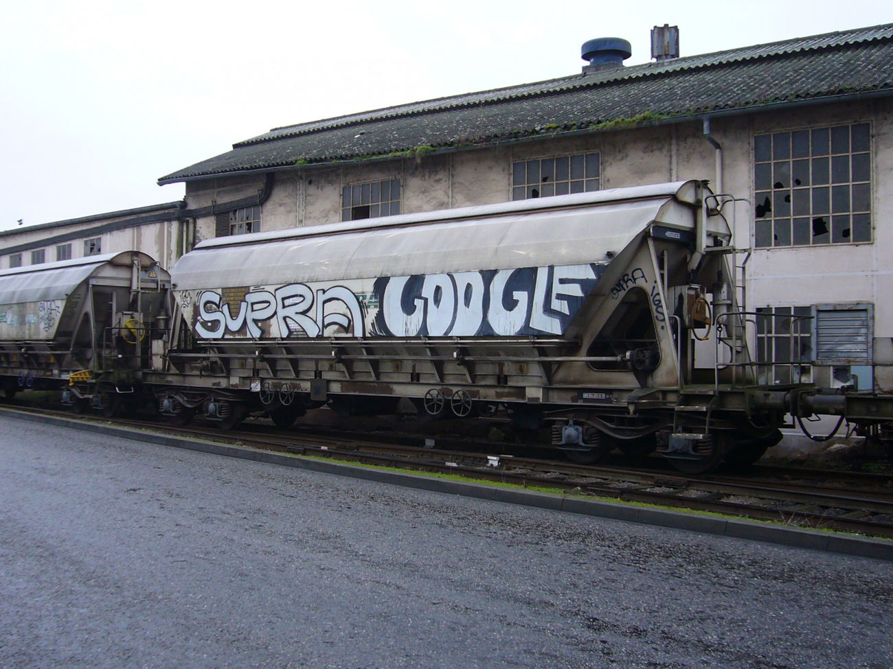 Graffiti Train - Photo by strasbourgraffiti