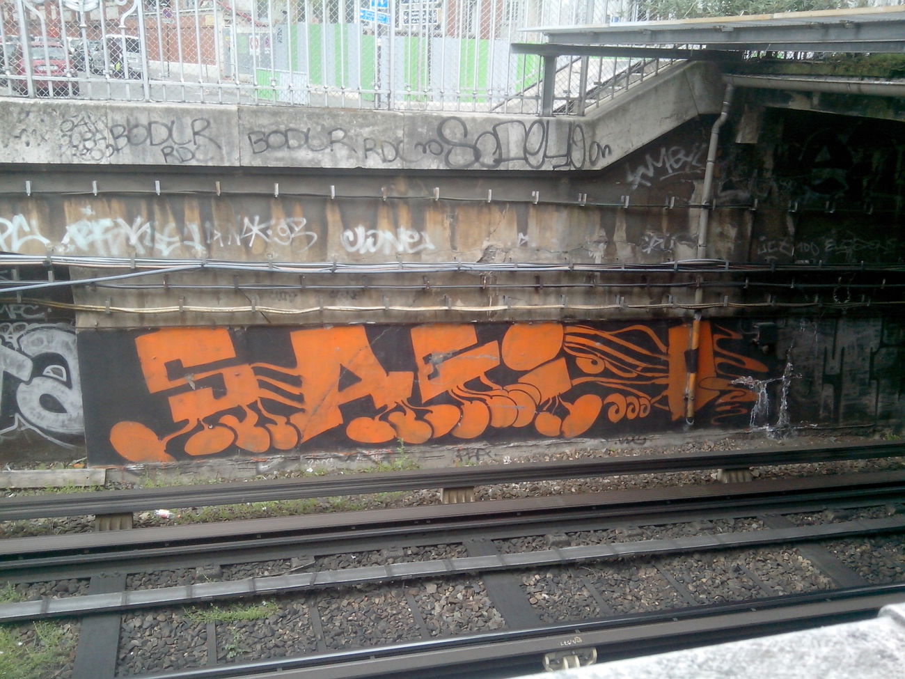 Graffiti Bombing - Photo by strasbourgraffiti