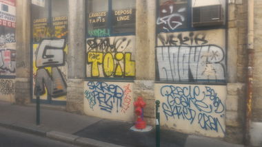 Graffiti Bombing - Photo by strasbourgraffiti