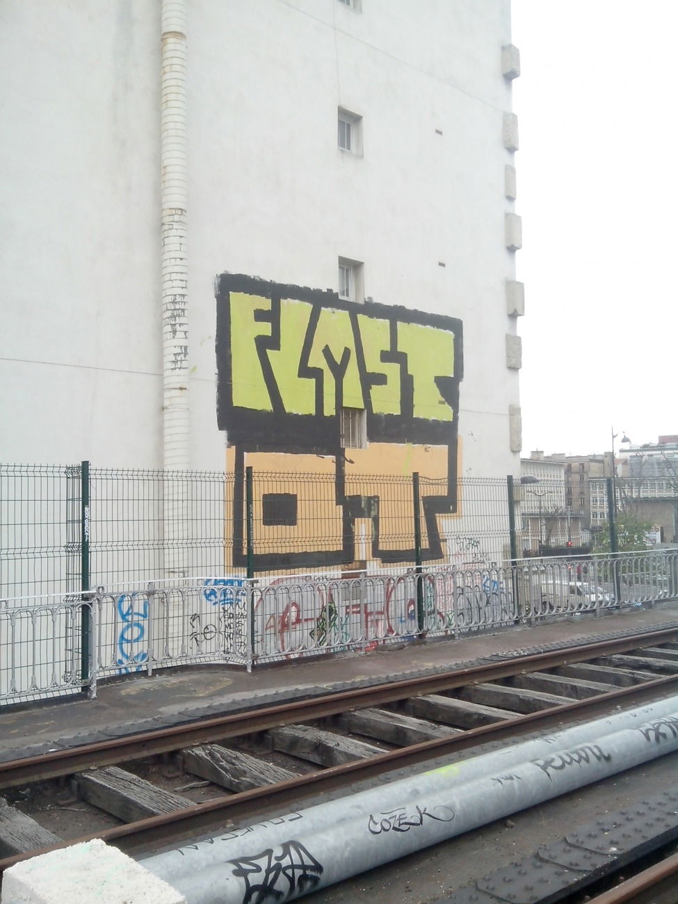 Graffiti Bombing - Photo by strasbourgraffiti