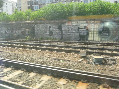 Graffiti Bombing - Photo by strasbourgraffiti