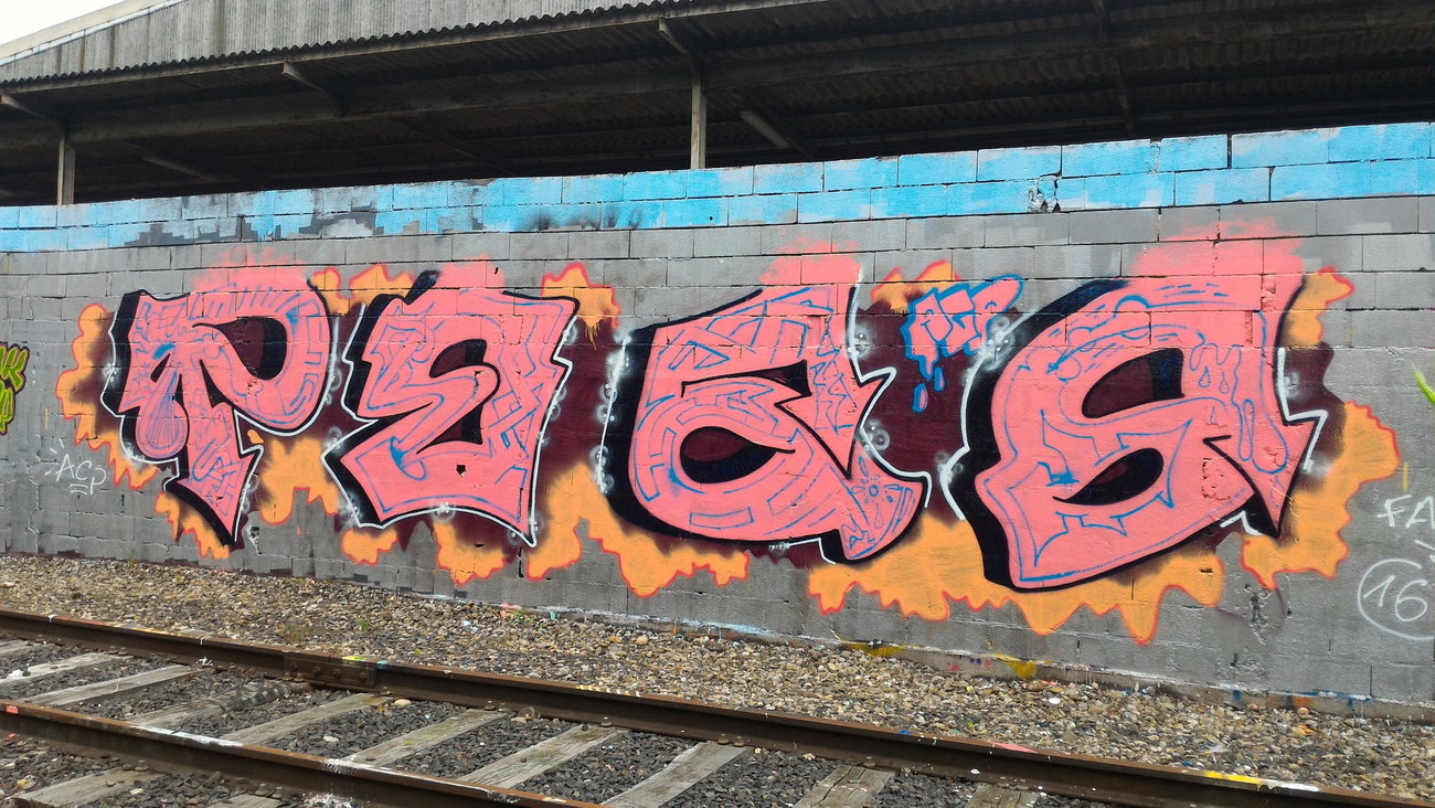 Graffiti Wall - Photo by strasbourgraffiti