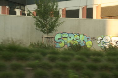 Graffiti Bombing - Photo by strasbourgraffiti