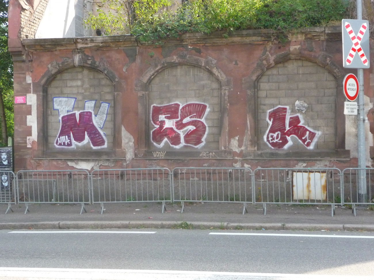 Graffiti Bombing - Photo by strasbourgraffiti